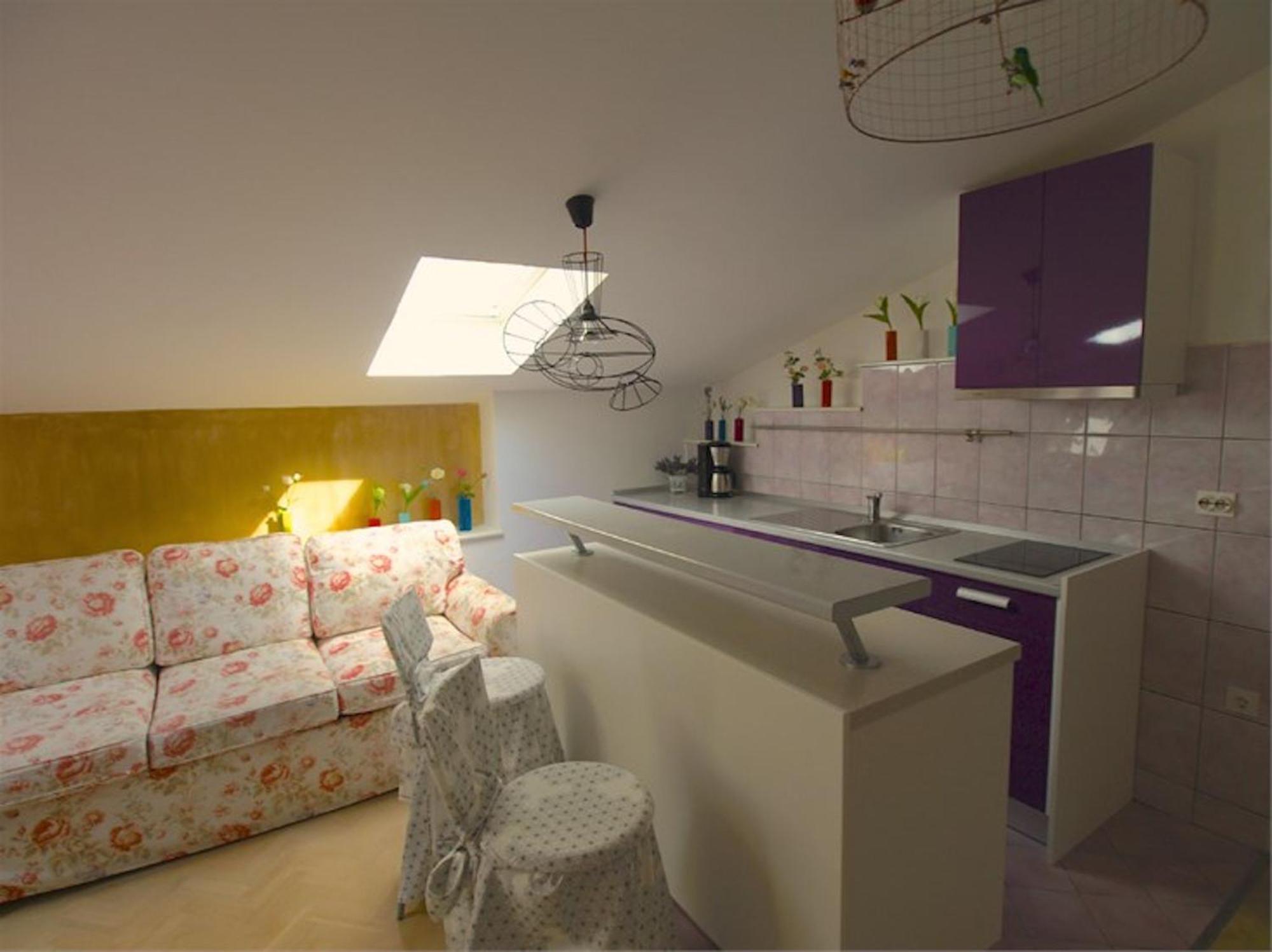 Apartments Mandarina Mali Losinj Room photo