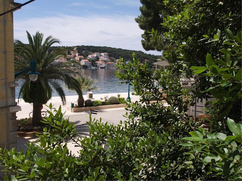 Apartments Mandarina Mali Losinj Room photo